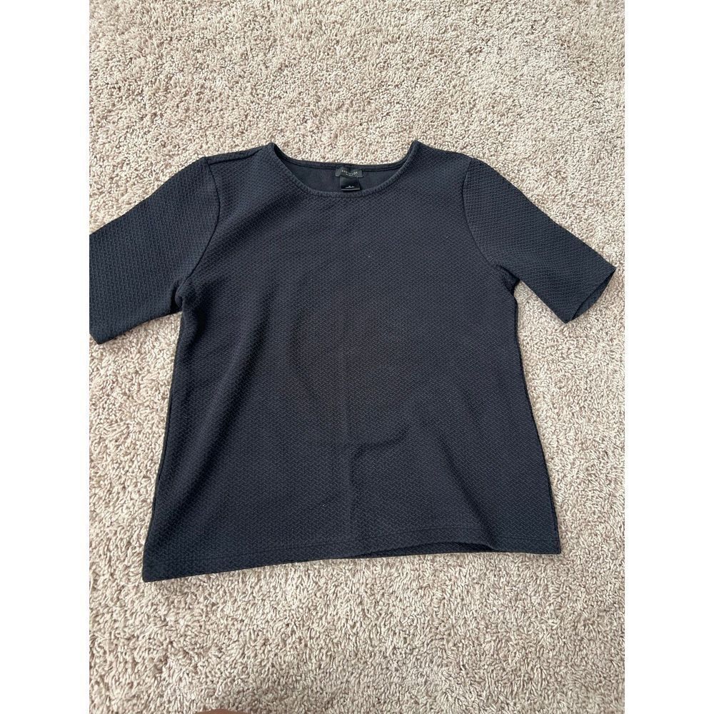 Ann Taylor Textured Round Neck Short Sleeve Blouse Black S
